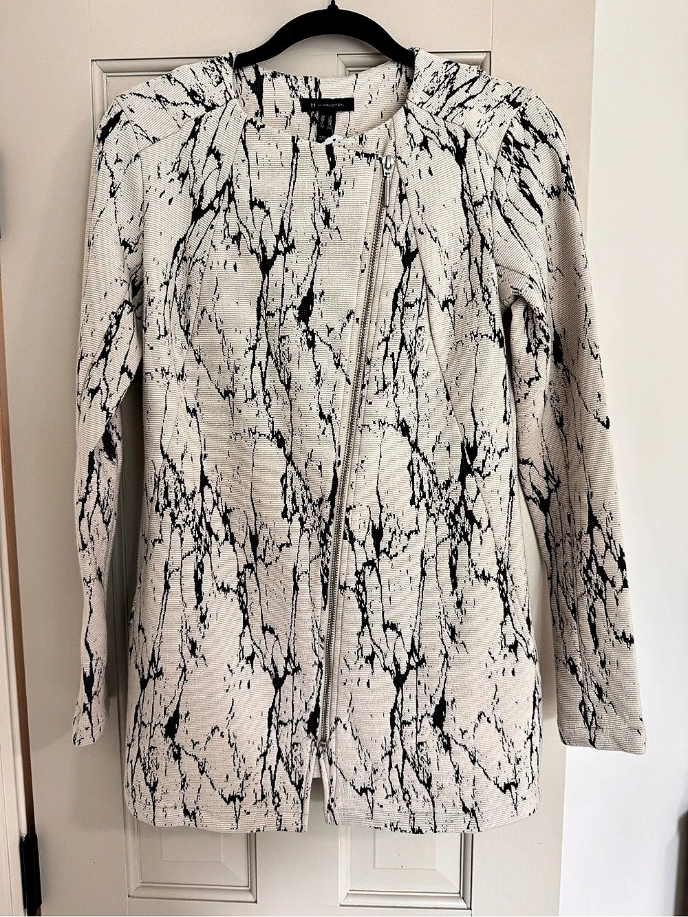 Halston Abstract Zip Jacket in White & Black NWT